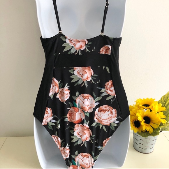 CUPSHE Floral One Piece - Picture 6 of 14